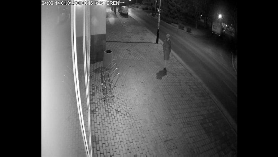 1 stycznia około godz. 4 kobieta przechodziła obok szpitala Asklepios