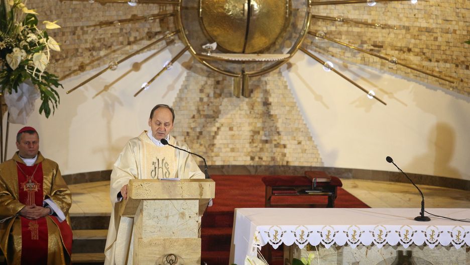 Ks. Ślusarczyk zrezygnował z funkcji biskupa pomocniczego archidiecezji krakowskiej