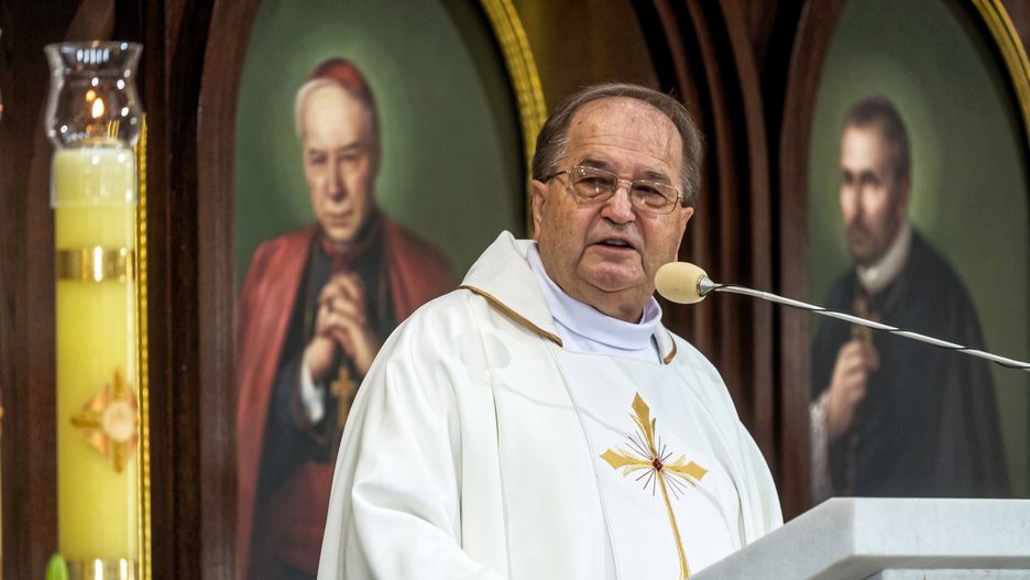 O. Tadeusz Rydzyk uważa, że jego uczelnia powinna być dotowana z publicznych pieniędzy