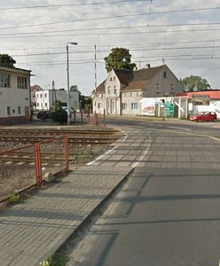 Zbąszyń. Ciężarówka wjechała pod pociąg relacji Warszawa-Berlin. Są ranni