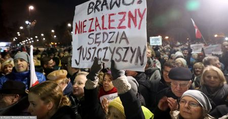 "Politycy w sędziowskich togach". "FAZ" o nowych członkach TK