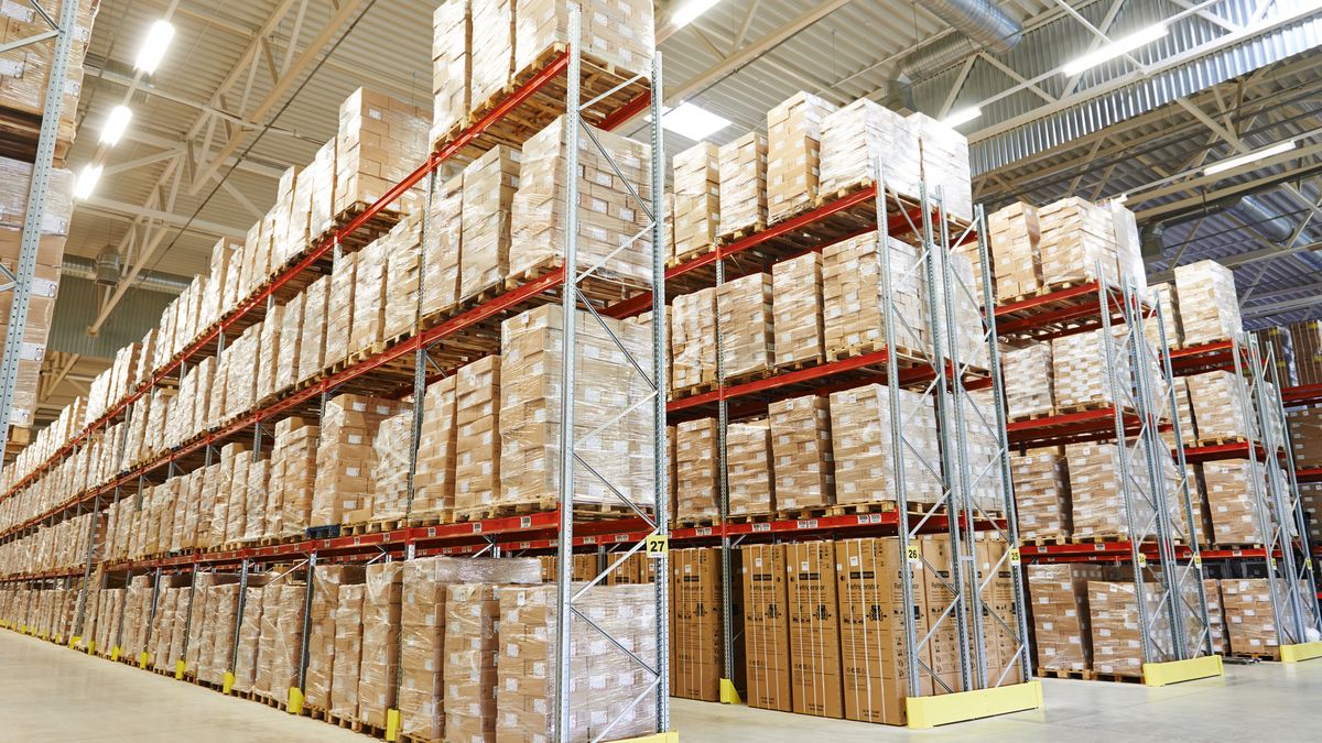 Dostawy leków od producenta są o wiele niższe, niż zamówienia.