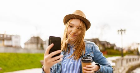 TikTok stawia na biznes. Nastolatki zobaczą nowe reklamy