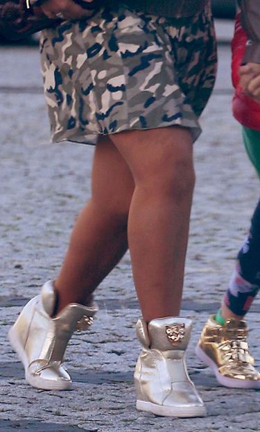 Opalone nogi Katarzyny Skrzyneckiej