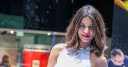 Piękna strona targów, czyli hostessy na salonie w Genewie