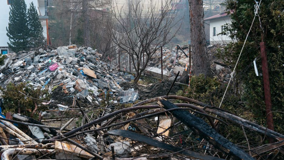 Szczyrk. Jest areszt dla podejrzanych ws. wybuchu gazu w domu przy ul. Leszczynowej