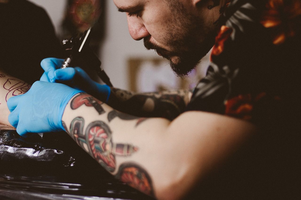Tatuowanie boli, ale każdy odczuwa ten ból inaczej