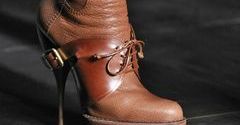 Buty Dior - kobiece trendy jesień/zima 2010