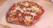 Razowa pizza w prostym przepisie Moniki Mrozowskiej