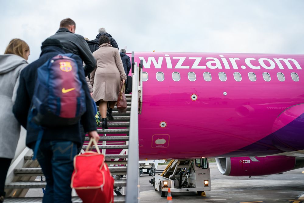 Uwaga na wiadomości podszywające się pod WizzAir. Oszuści wysyłają fałszywe faktury za bilet