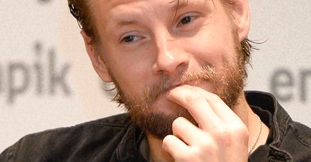 Sebastian Fabijański już nie ukrywa, kto skradł jego serce! Oto ona!