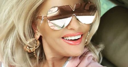 Królowa życia pokazała mamę! Już wiemy po kim ma taki styl. Co za podobieństwo