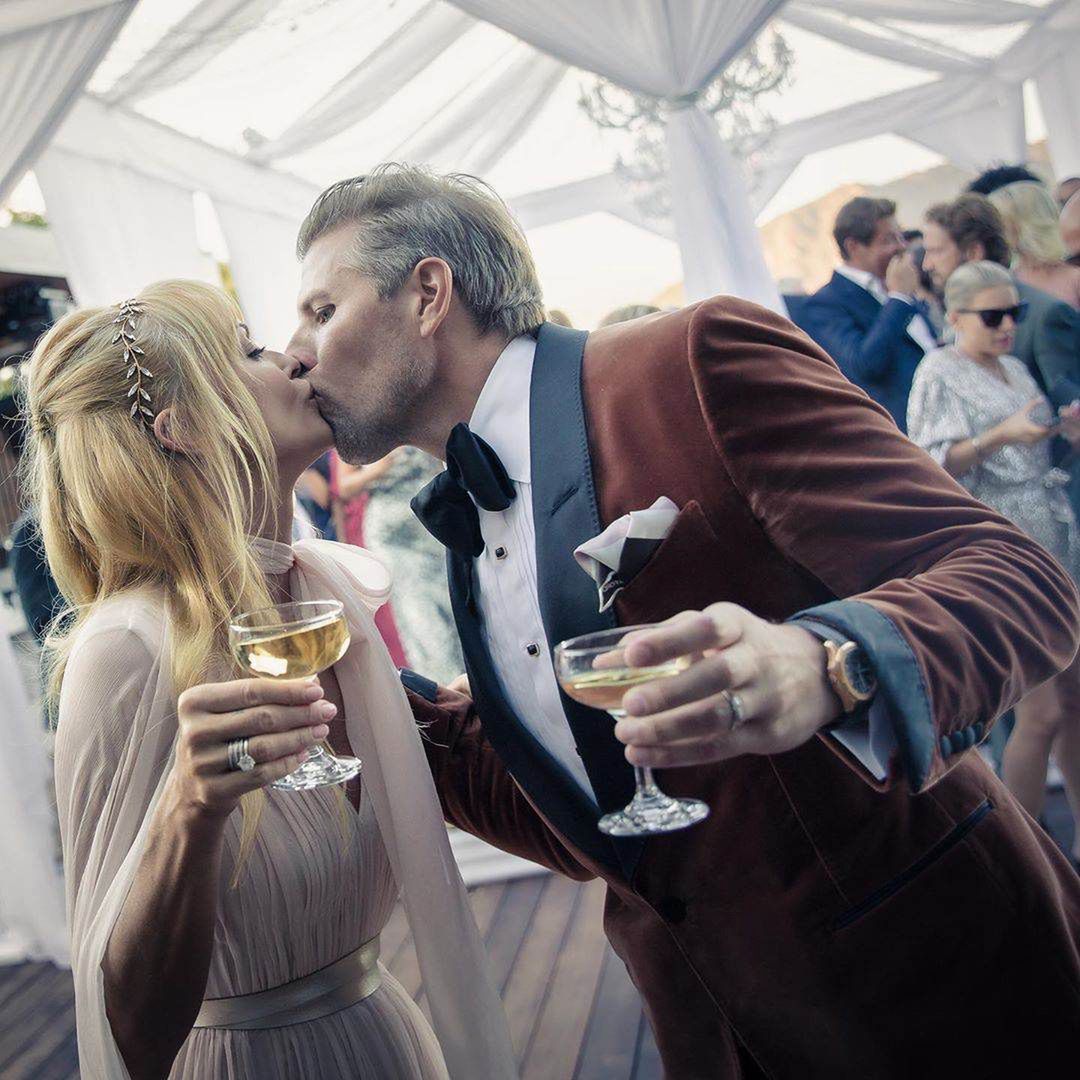 Izabella Scorupco i Karl Rosengren są po ślubie