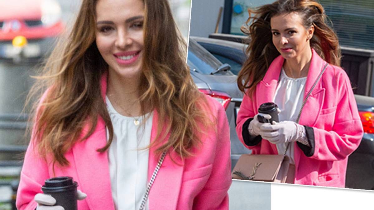 Anna Wendzikowska w różu