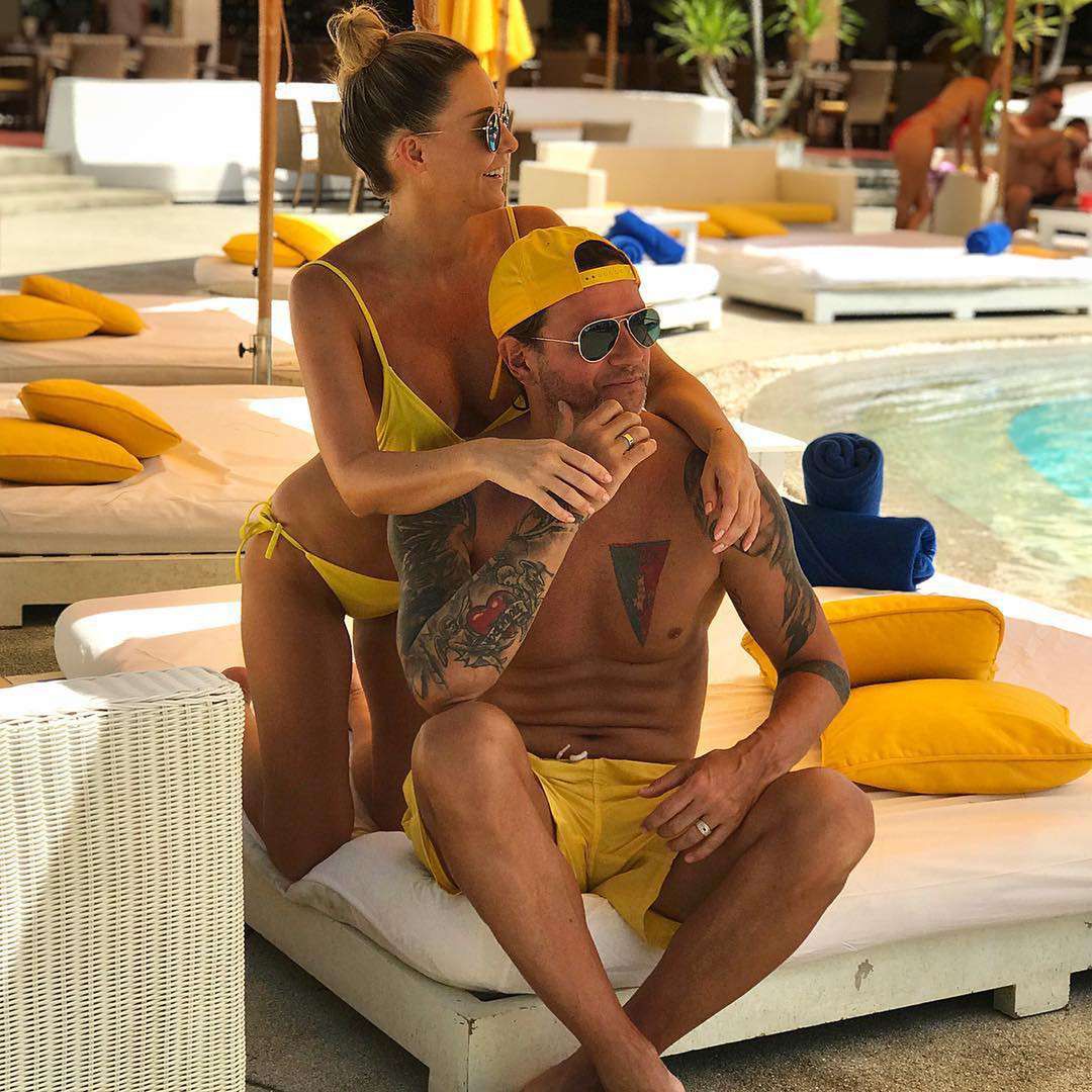 Małgorzata Rozenek i Radosław Majdan półnago